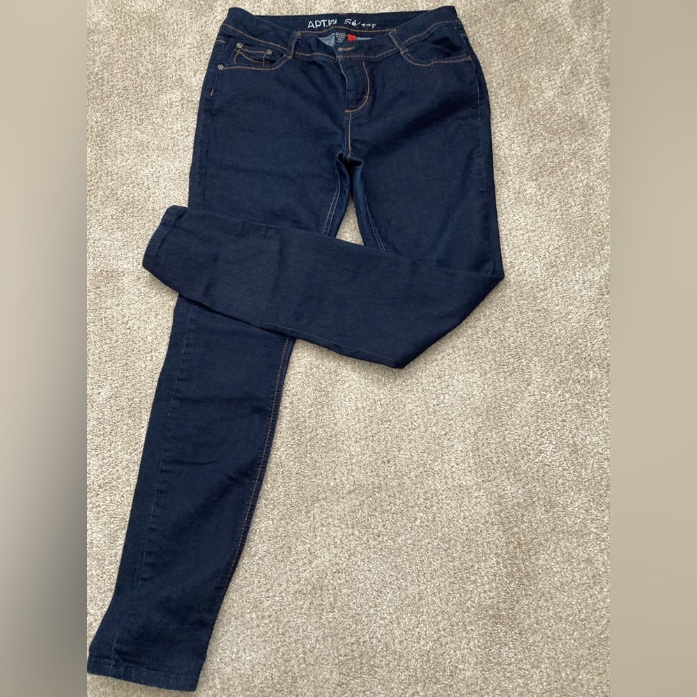 Apt. 9 dark indigo jeans size 10